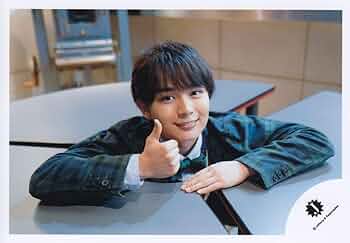 大西流星 公式写真 📒😶‍🌫️🤎 ⁡ ⁡ ｢GQ Japan｣アザーカット🚗 ⁡ ⁡ 素敵な車と撮影