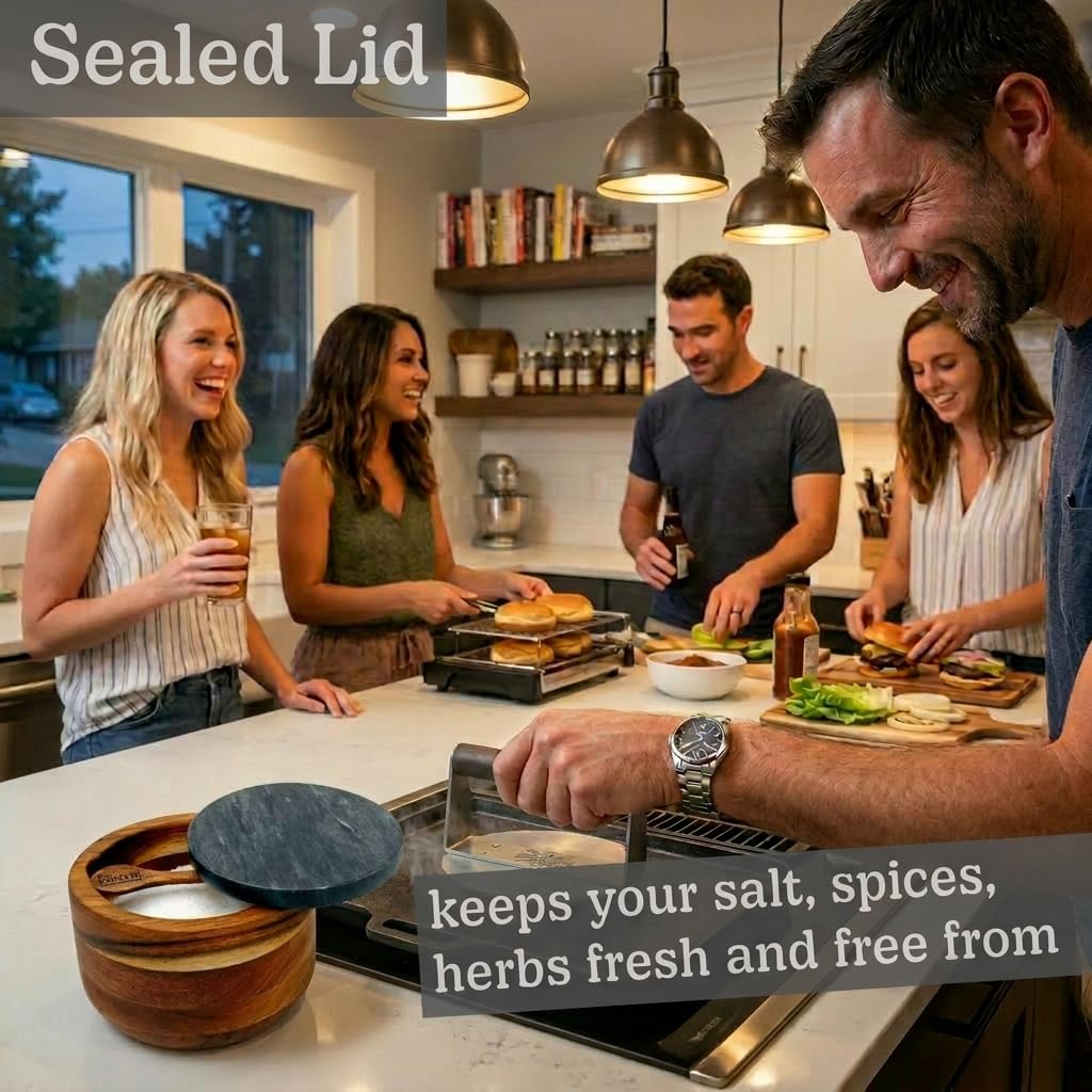 Dan&Co Salero de madera de acacia con cuchara integrada y tapa de mármol de 10 onzas, cerdo de sal para cocina, olla sellada para condimentos, recipiente para pimienta, especias, hierbas, patas de