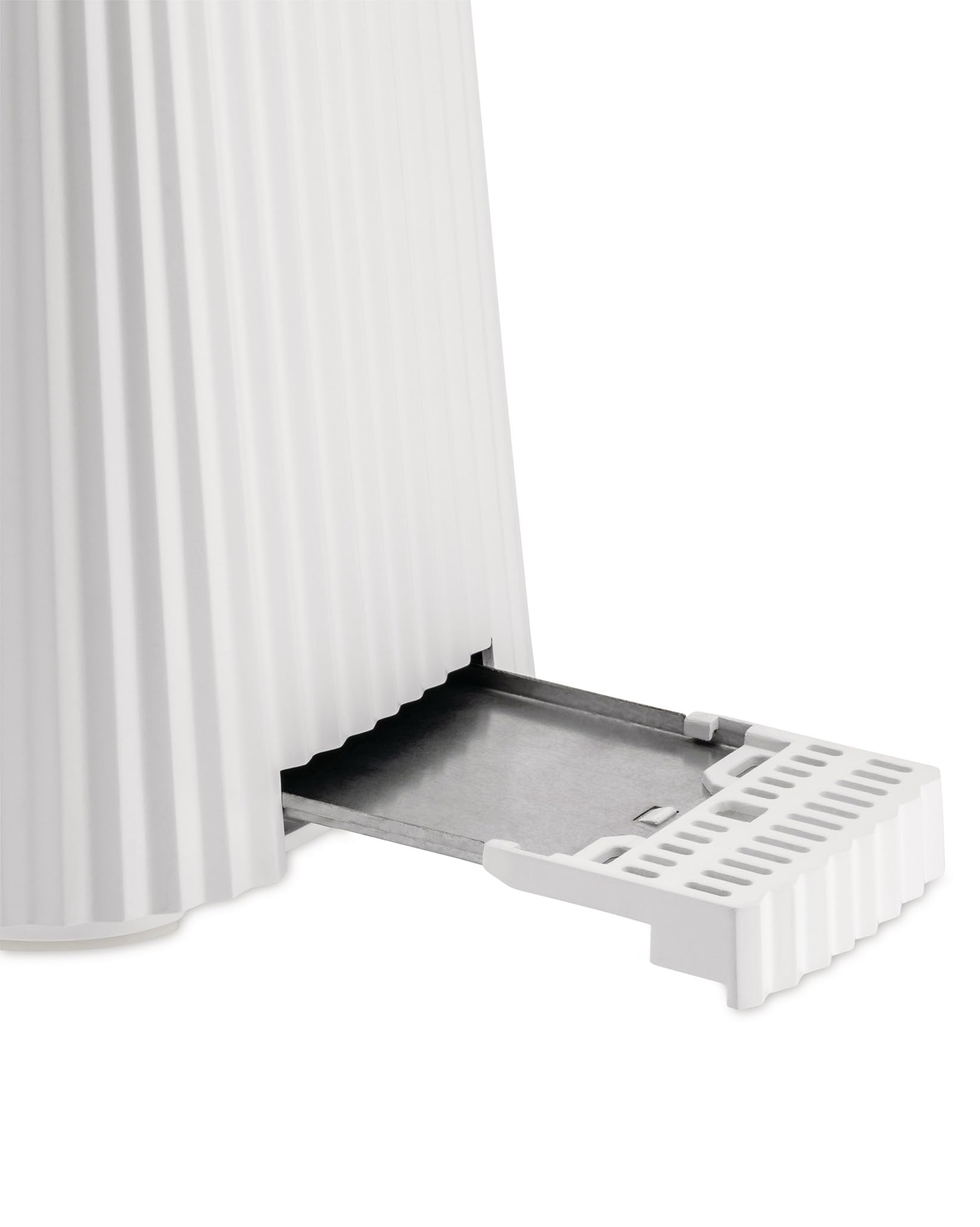 Alessi Plissé MDL08 W - Grille-Pain Design, Six Niveaux de Dorure, en Résine Thermoplastique, Fiche Européenne 850 W, Blanc