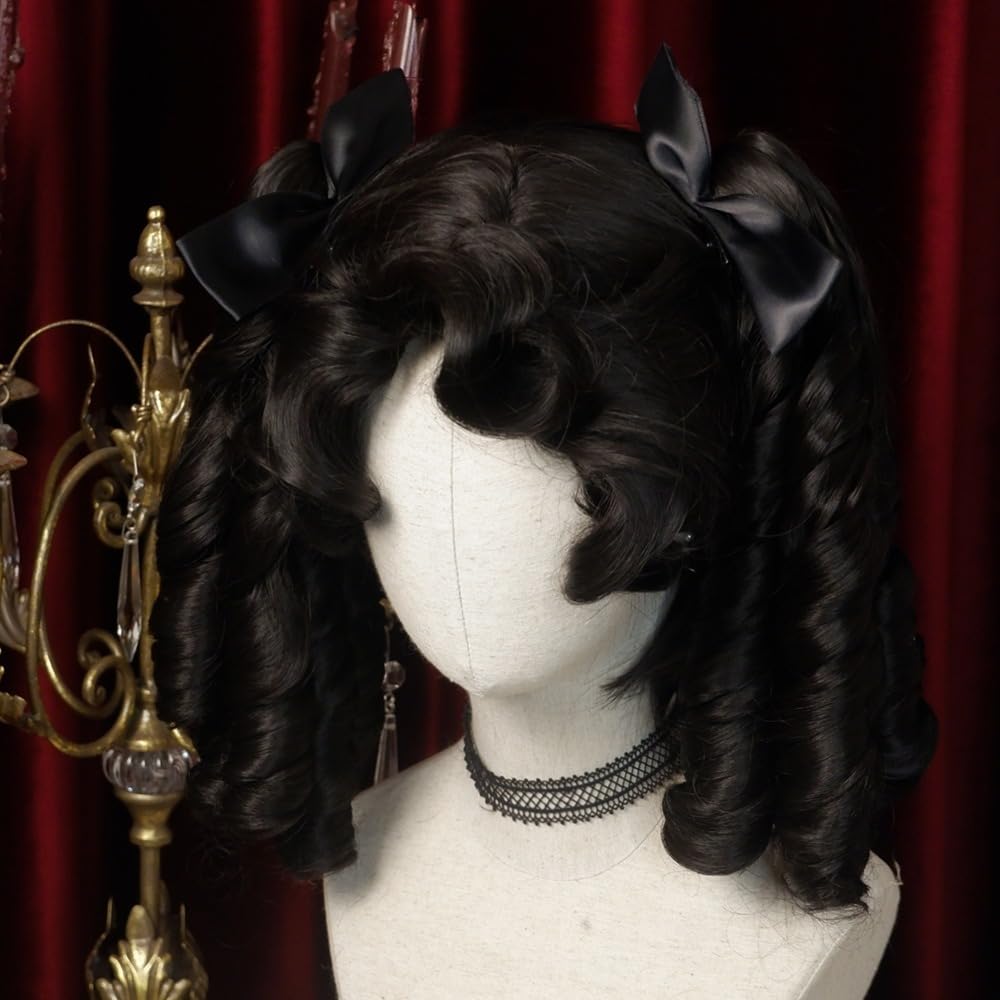 Perruques Bouclées Romaines Rétro Pour Femmes Perruque Luxueuse Noire Courte Avec Pince À Griffes 2 Queues De Cheval Coiffant Une Frange Lolita Cheveux Synthétiques Fête D'halloween