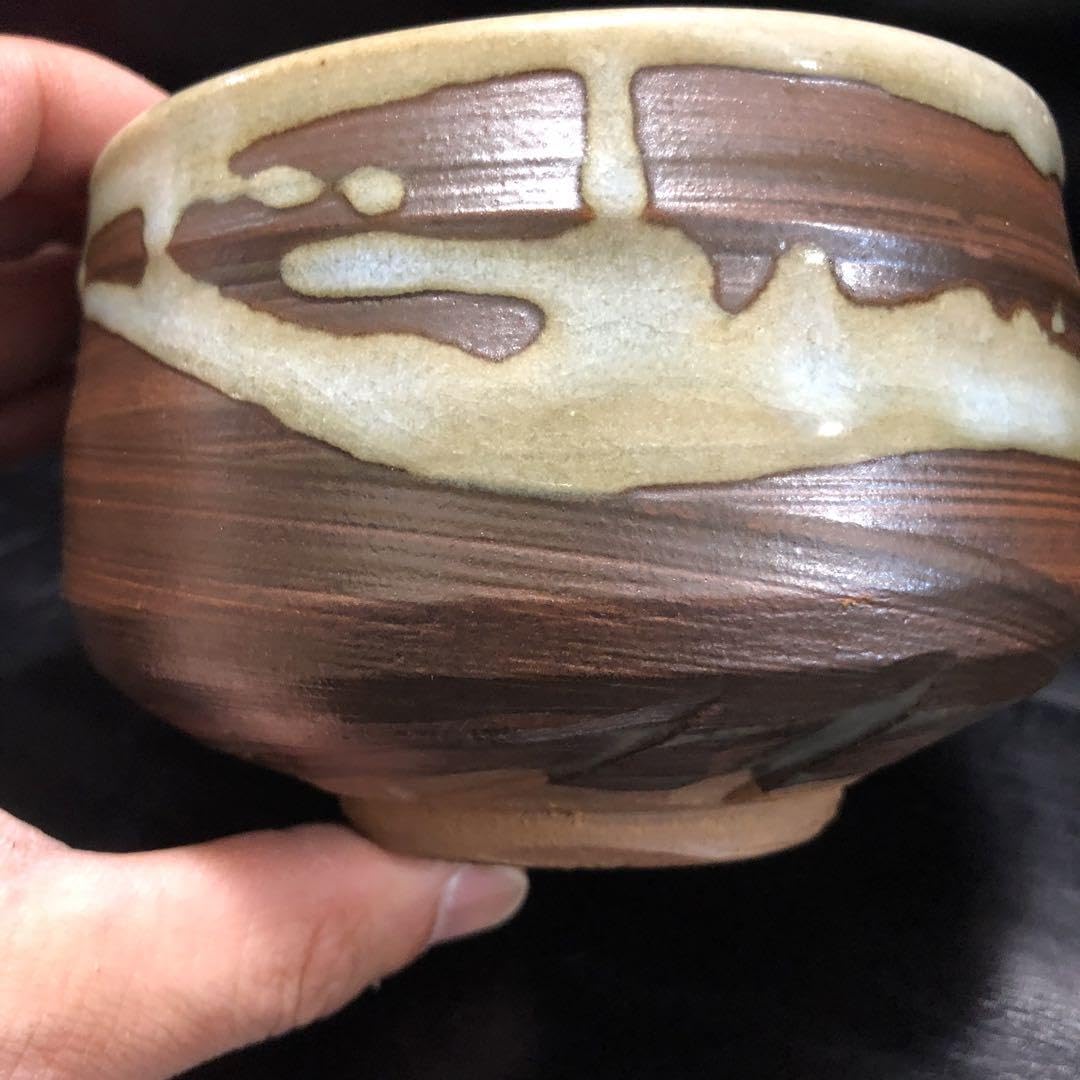 古美術◆蔵から突風に流される波のような雰囲気の良い抹茶茶碗が出て来ました。茶道具 Amazon.co.jp: 古美術蔵から突風に流される波のような雰囲気の