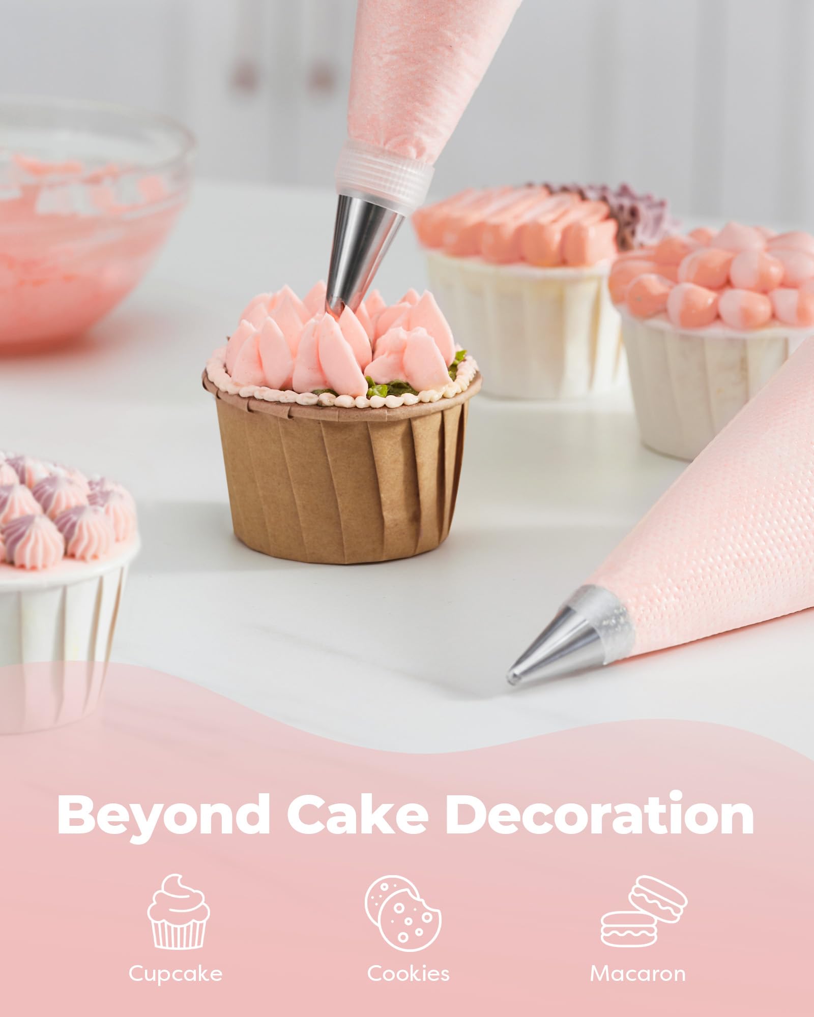 Piping Bags & Tips Set - Cake Decorating Kit -4 Piping Bags & Tips Set - Cake Decorating Kit -4