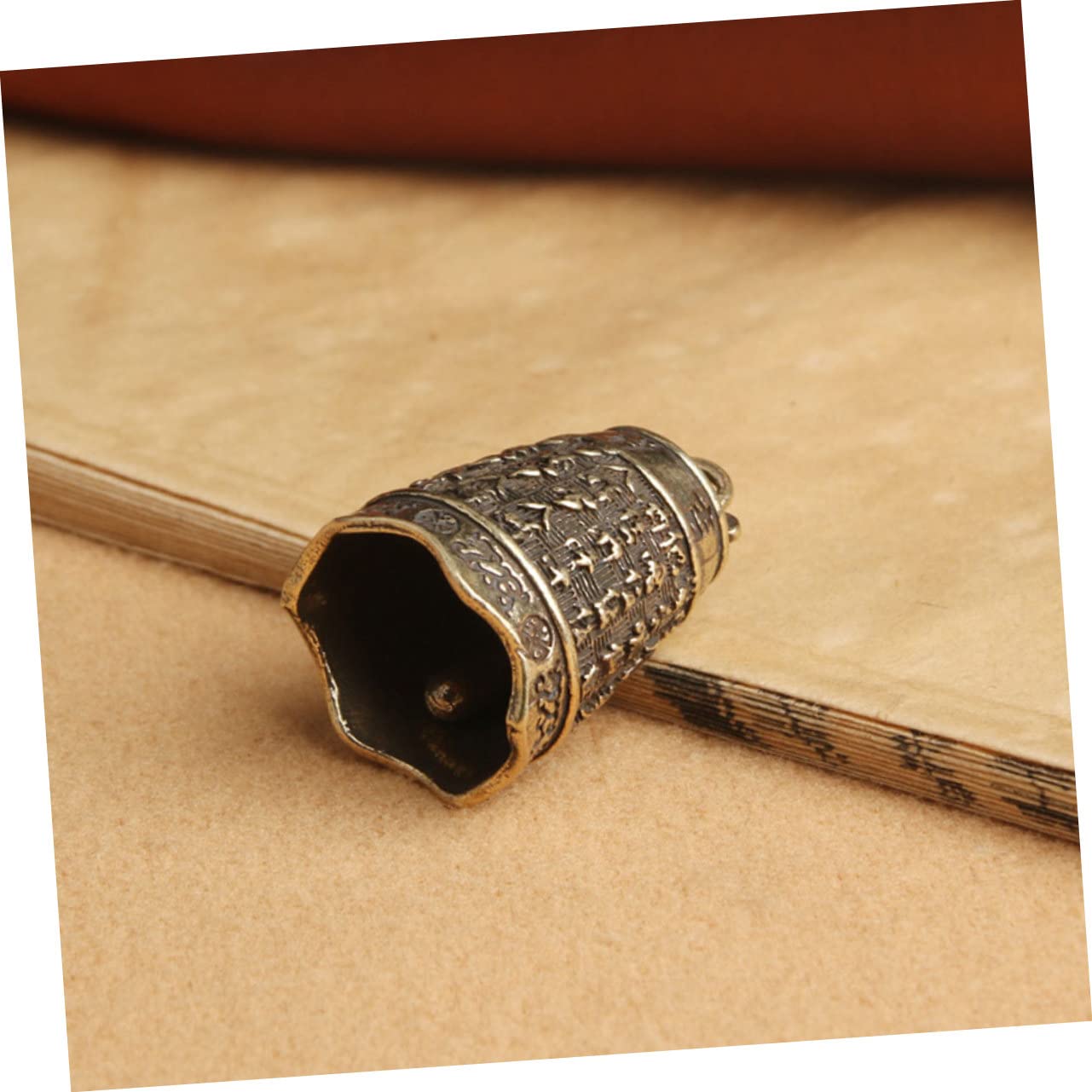 SHINEOFI Campana In Ottone Piccole Campane Per L'Artigianato Mini Campanelli Di Fascino Retro Jingle Bell Campana Fai Da Te Decorazione Fascino Del Pendente Della Campana Campane