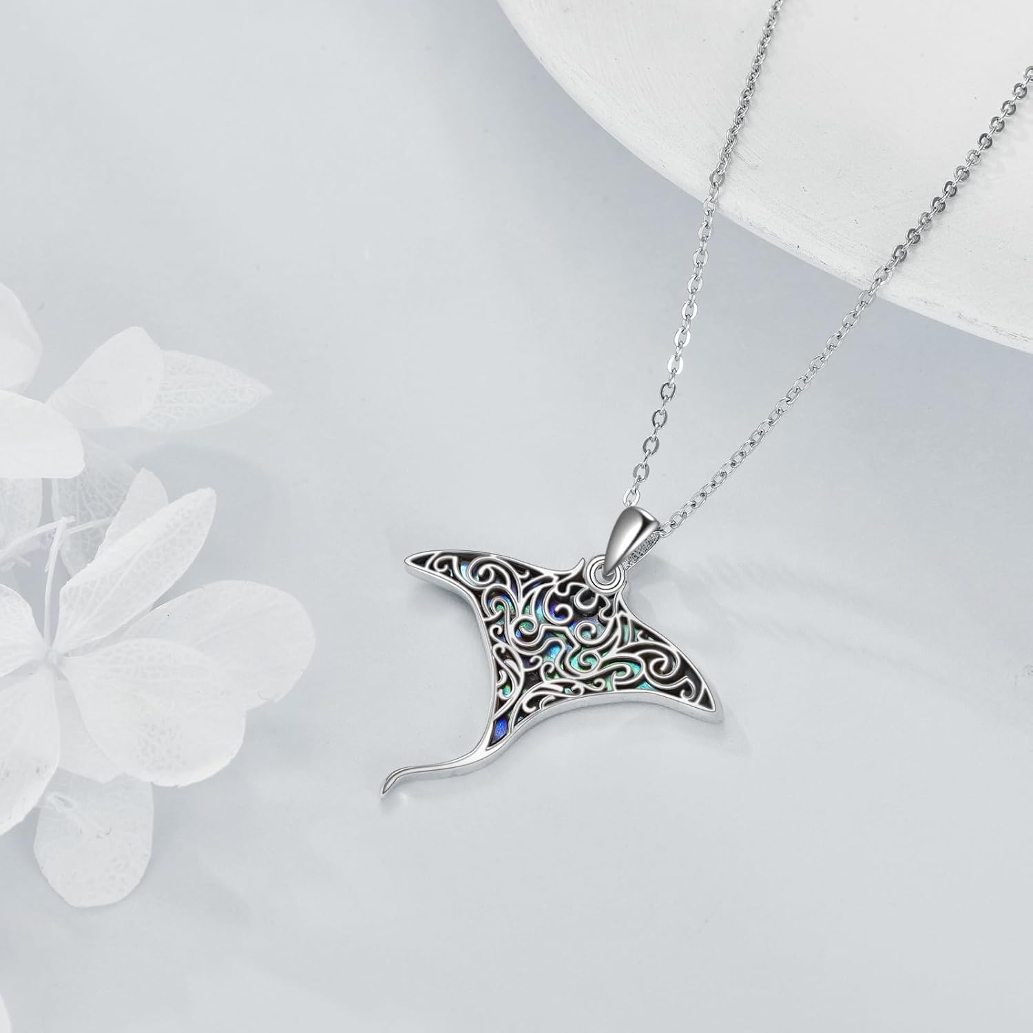 URONE Ocean Animal Necklace 925 Sterling Silver Manta Ray/Shark/Seahorse/Whale/Turtle/Mermaid Pendant Necklace Ocean Jewelry Gifts for Women