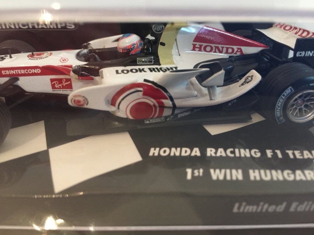 Amazon.co.jp: ☆ ミニチャンプス 1/43 ホンダ F1 レーシング RA106