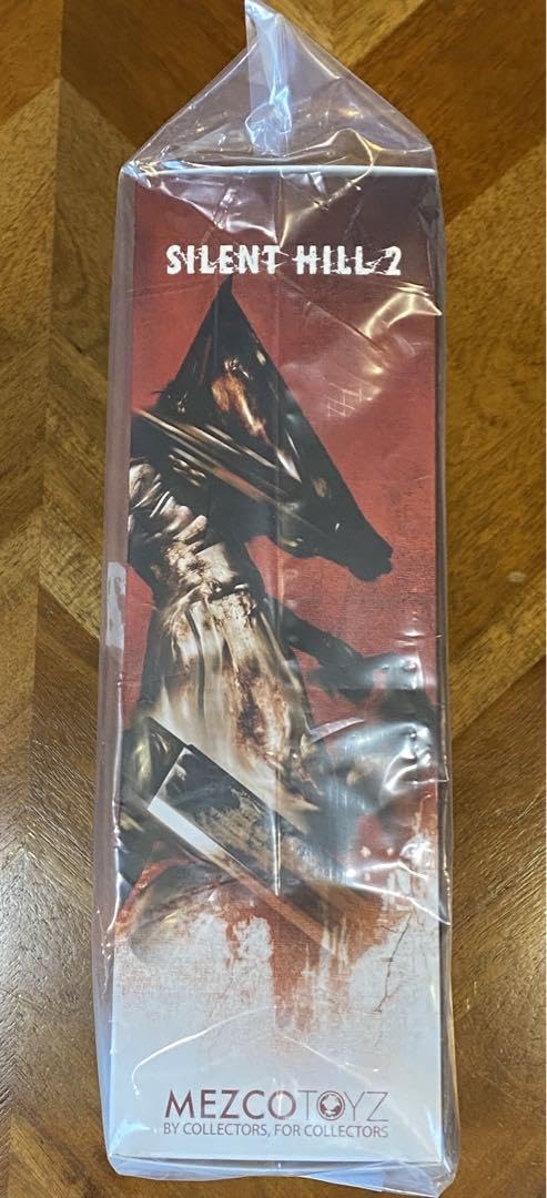 Amazon.co.jp: ワン12コレクティブ サイレントヒル2 レッドピラミッド