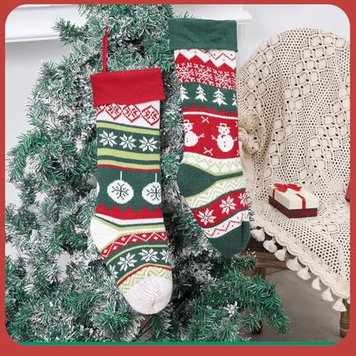 Chaussettes de Noël tricotées VUIUYOIES pour éviter la déco sans âme