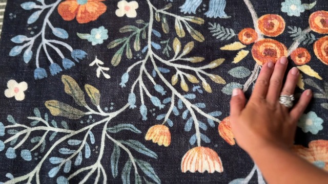Tapete beige floral vintage 120x96 cm para sala miniatura 7