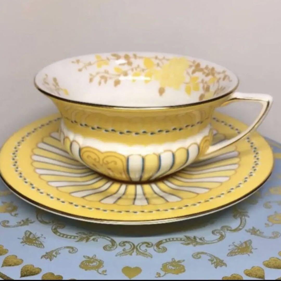 Amazon | ウェッジウット ハーレクイン イエローリボンティーカップ