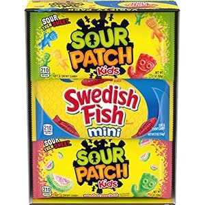 SOUR PATCH KIDS and SWEDISH FISH Mini Soft & Chewy Candy Variety Pack, 18 – 2 oz Bags