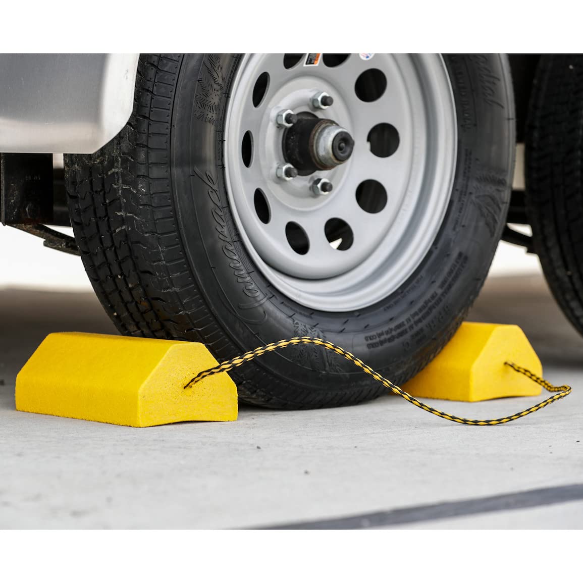 Buyers Products WC9642Y Yellow Small Wheel Chock Set, Lightweight Composite Construction, 32.75 Inch Rope, Ideal for Vehicle Maintenance and Storage, Aviation and Tractors