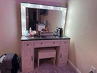 Review Image by Nic Nic