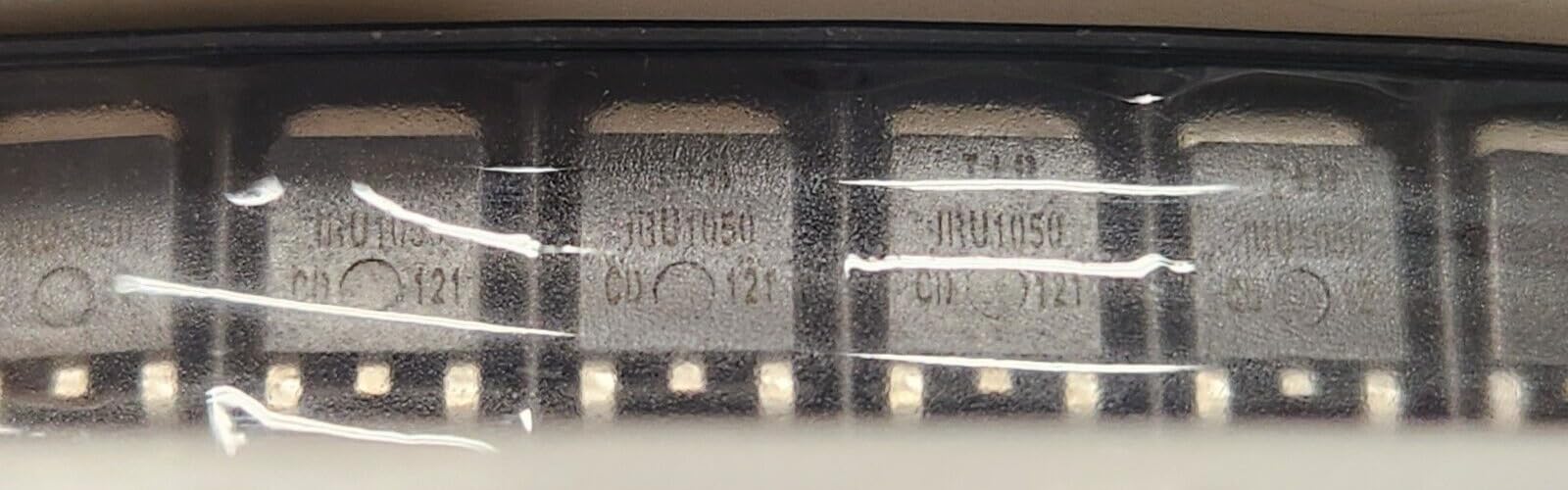 (10 PCS) IRU1050CDTR IR IC REG Compatible with LINEAR POS ADJ 5A DPAK