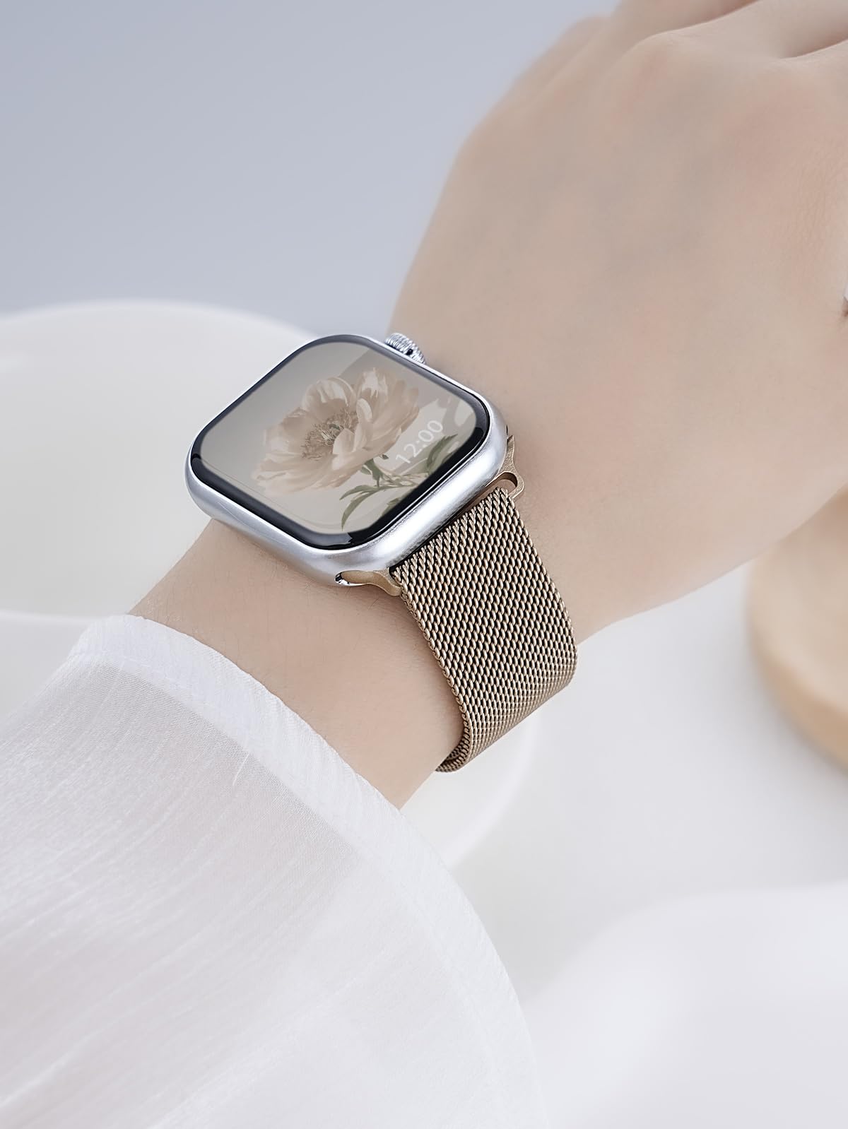 Stainless Steel Mesh Square Loop Watch Band Compatible with Apple Watch Band 38mm 40mm 41mm 42mm 44mm 45mm 46mm 49mm,Magnetic Clasp Replacement Watch Strap for iWatch Bands Ultra 2,Series 10 9 8 7 6 Golden 38mm/40mm/41mm/42mm(Series 10)