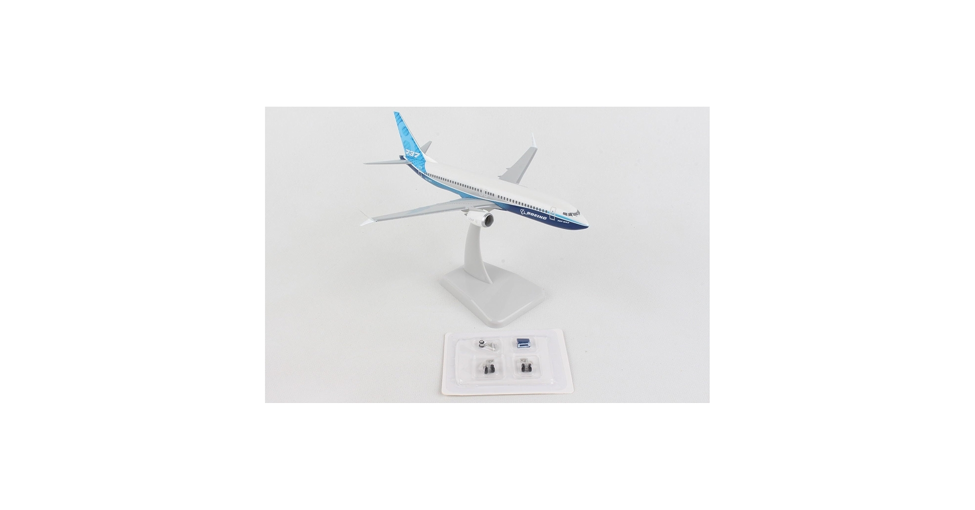 Boeing 737-800 1/200モデル　Boeing737ハウスカラー Boeing 737-800 1/200モデル Boeing737ハウスカラー - メルカリ