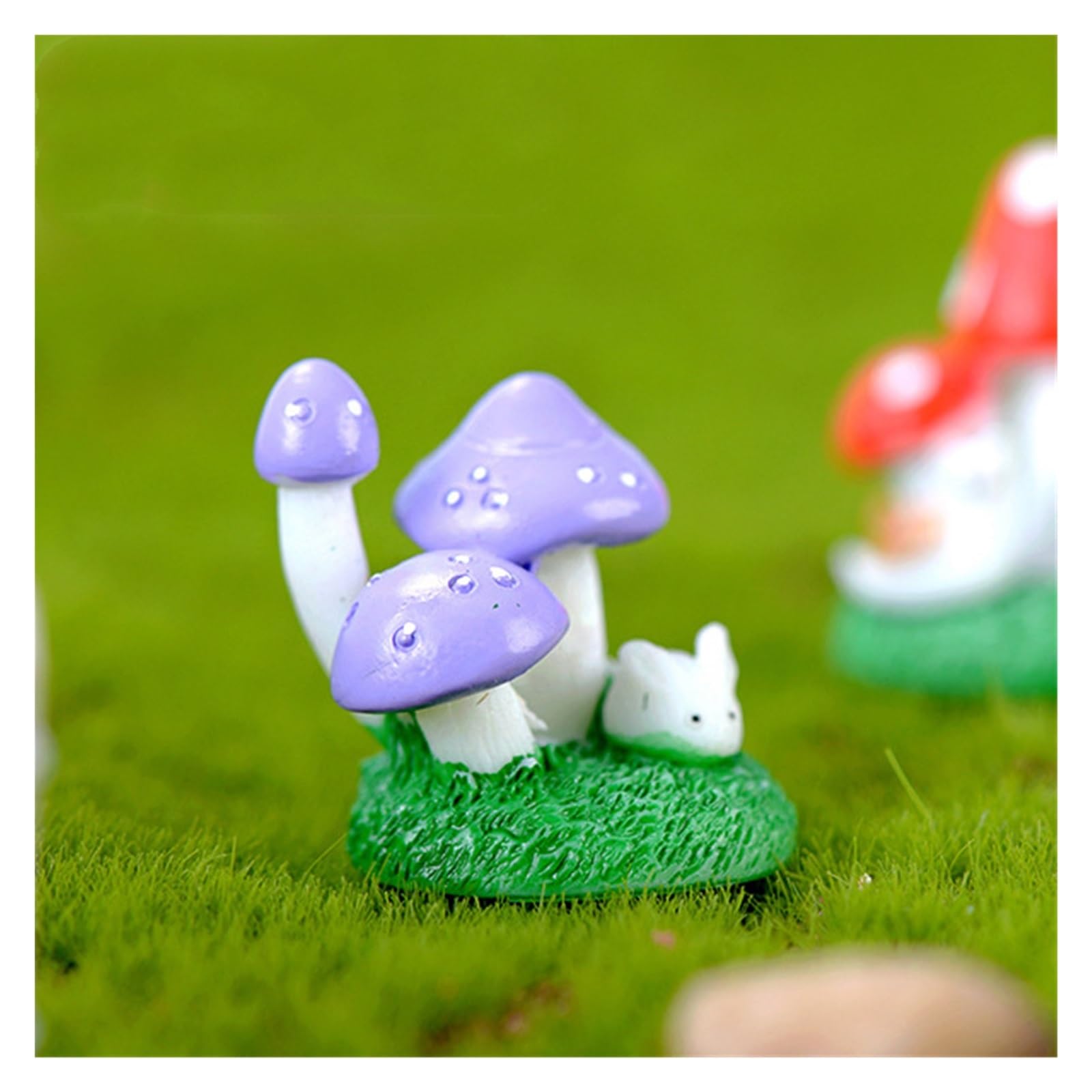YDMHYLAI Garden Ornaments Miniature Garden Ornament Statue Figurines for Landscape Pot Dollhouse Home Decor, Soft Lightweight(1pc Mushroom Rabbit)