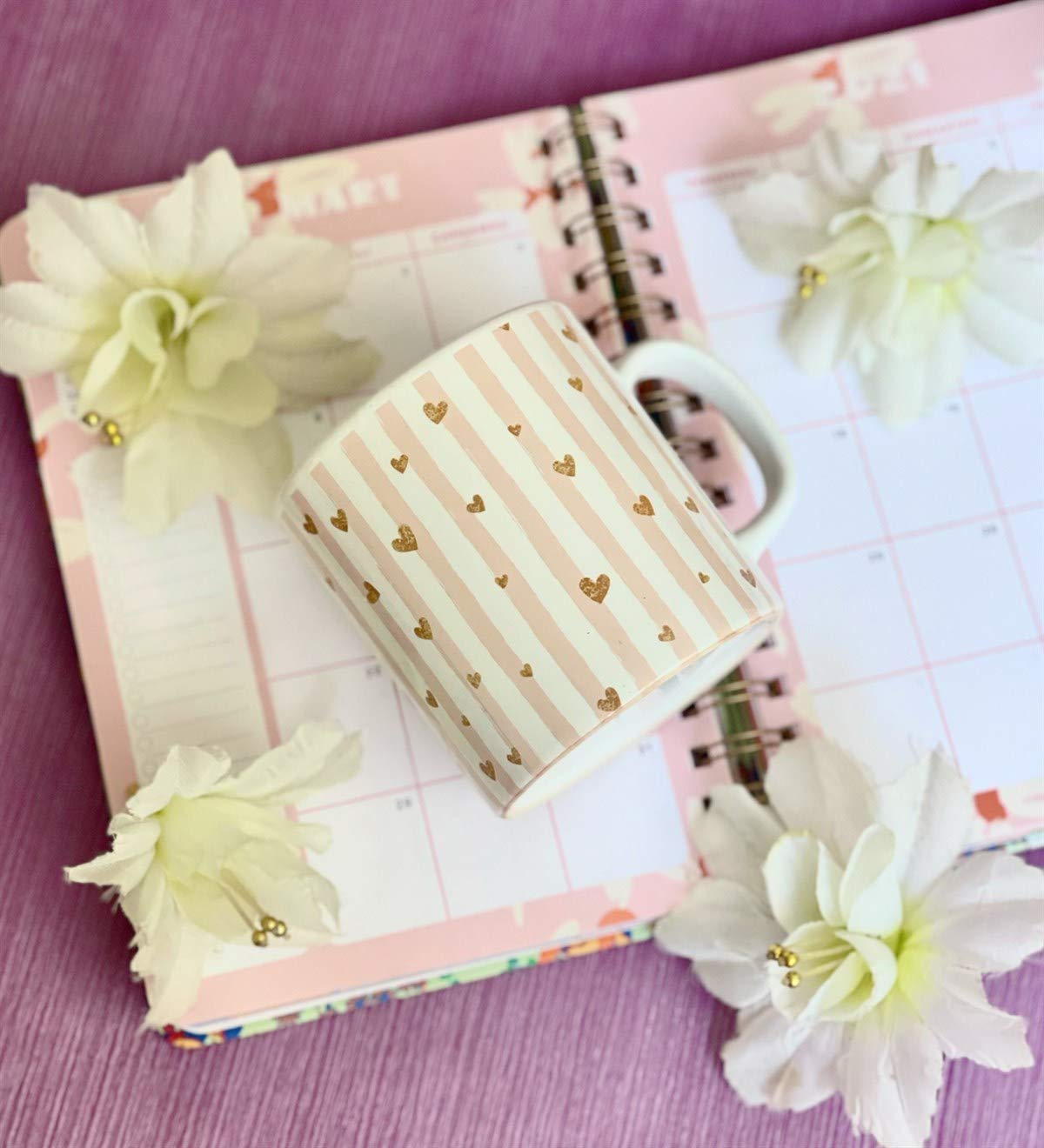 giftmoda Altın Işıltılı Kalp Tasarımlı Kupa