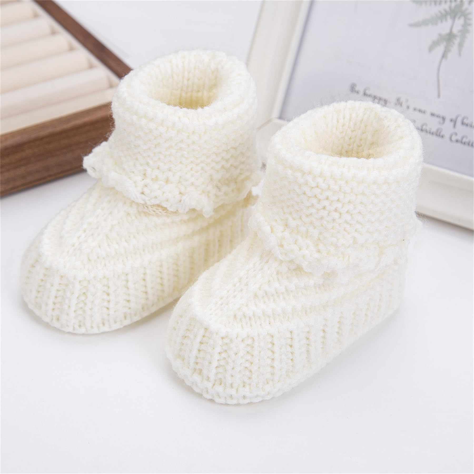 Botines para bebé, zapatos para caminar para recién nacido, botines de algodón de punto de ganchillo a mano, calcetines suaves y acogedores, zapatos de interior para bebé, 2 pares
