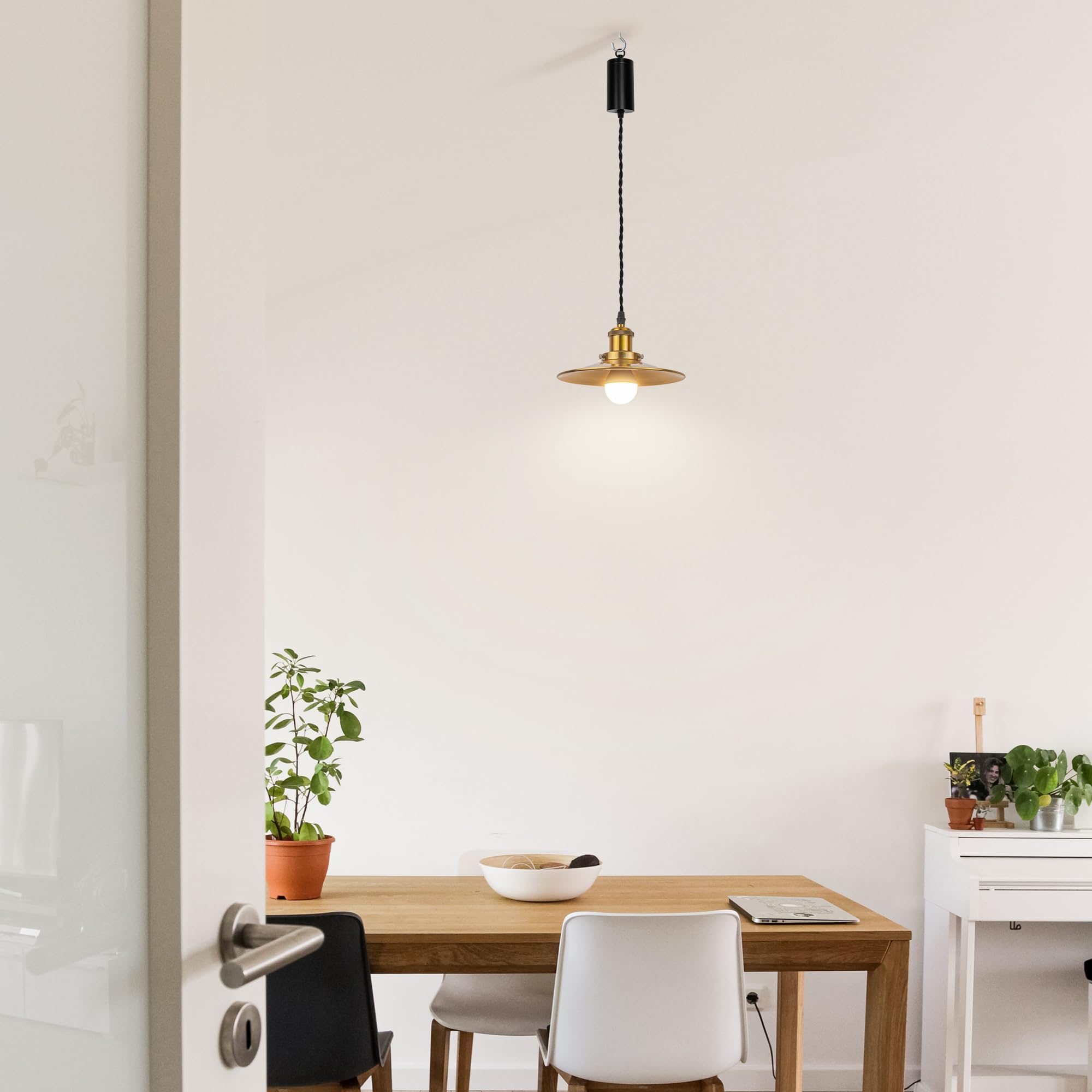 Dimmbare Hängelampe mit Batterie Innen,2er-Pack Gold Metall Hängeleuchte Batteriebetriebene Lampe, Pendelleuchte ohne Strom Stromanschluss für Küche Nachttischcafé,TB2773