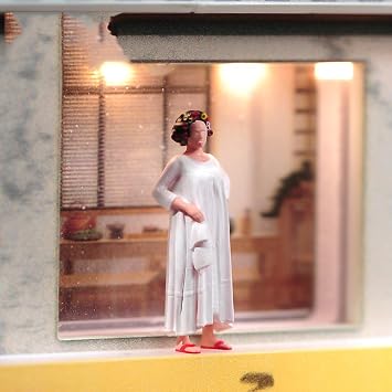 Painted Miniatures 1/64 1/43 1/87 1/24 Scale Kung Fu Landlady Girl Fat Female Scene Figure Dolls Unpainted Model for Cars Vehicles Painted, 1/43 Scale
