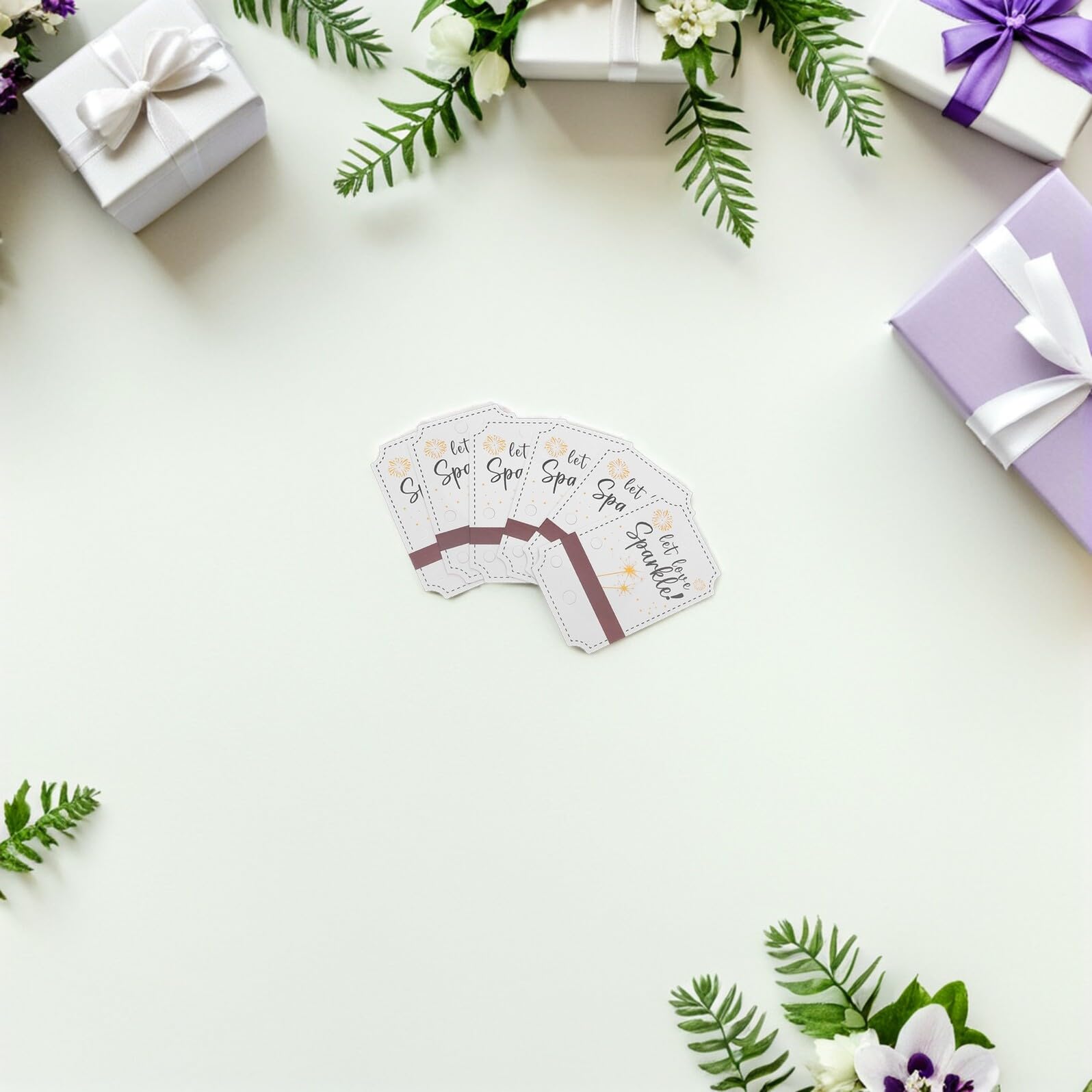 Holibanna 50 Stück Papieranhänger mit Löchern Etiketten für Hochzeitsgeschenke mit Reibefläche Vintage Design für Partygeschenke