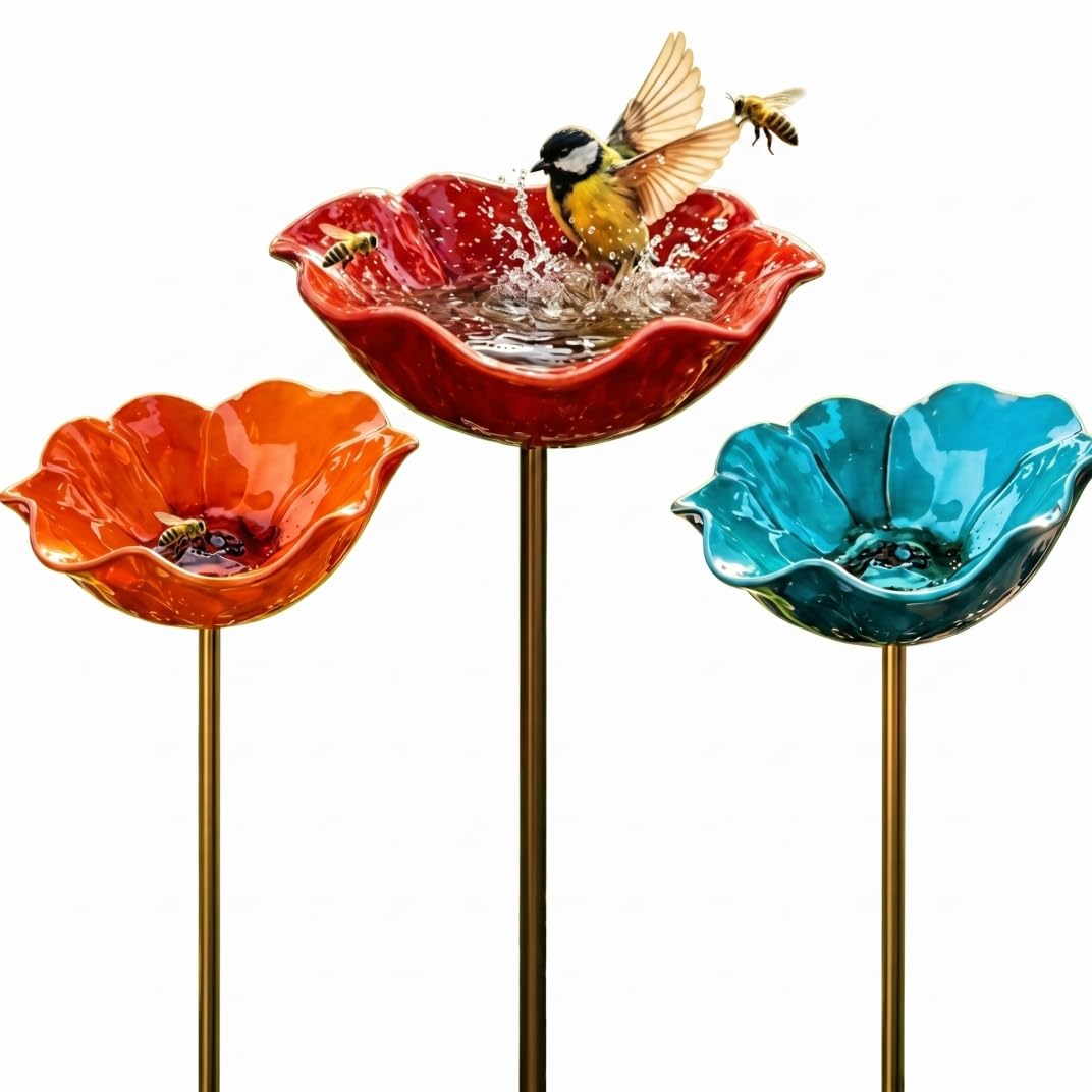 Estacas para jardín de flores que sirven como comedero de colibrí y baño de pájaros