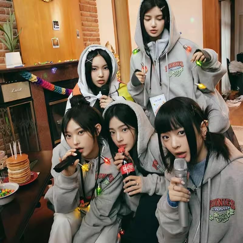 【NewJeans着用】BunniesClub パーカー　フーディー NewJeans着用！】NewJeans ダンス衣装 Bunnies Club 暖かい 保温