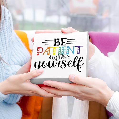 Miniatura 90 de Letrero inspirador con texto en inglés «You Are Worthy of Beautiful Wonderful Magical Things » en bloque de madera, decoración de escritorio