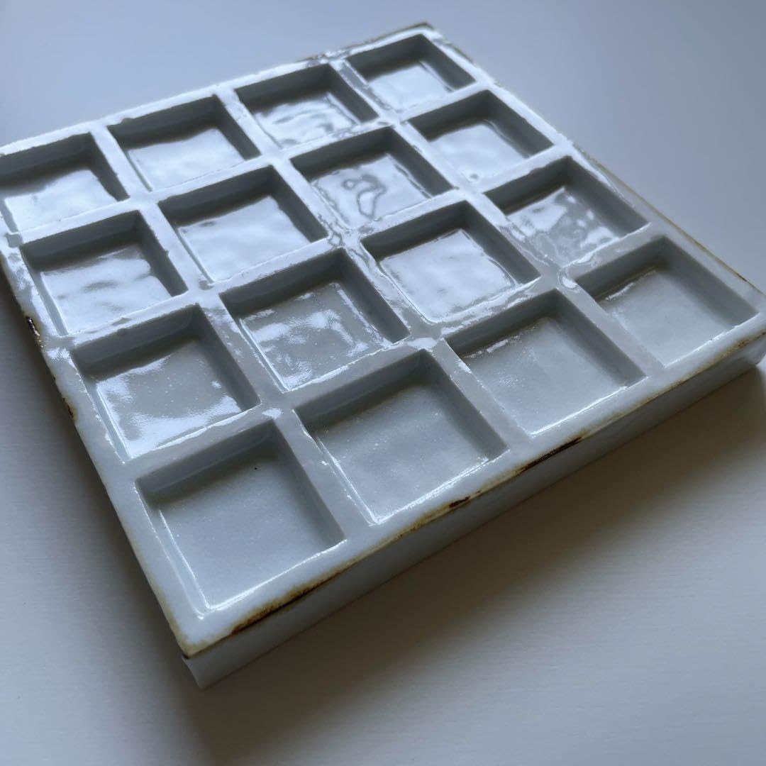 器・白磁オブジェ「内藤美弥子さん作品」