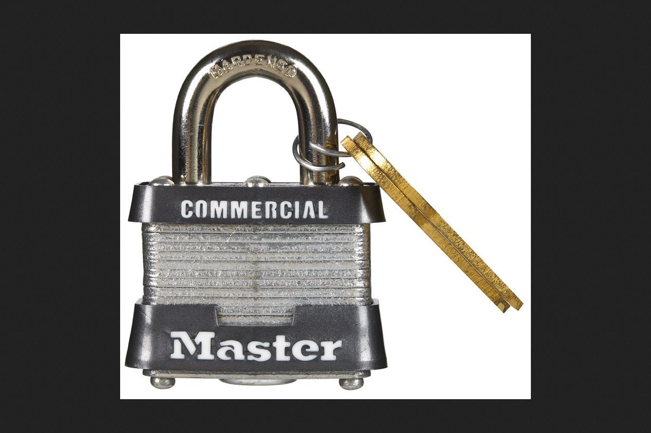 Master Lock M5XTRILH Magnum Heavy Duty Outdoor Padlock With Key, 3 Pack Keyed-Al