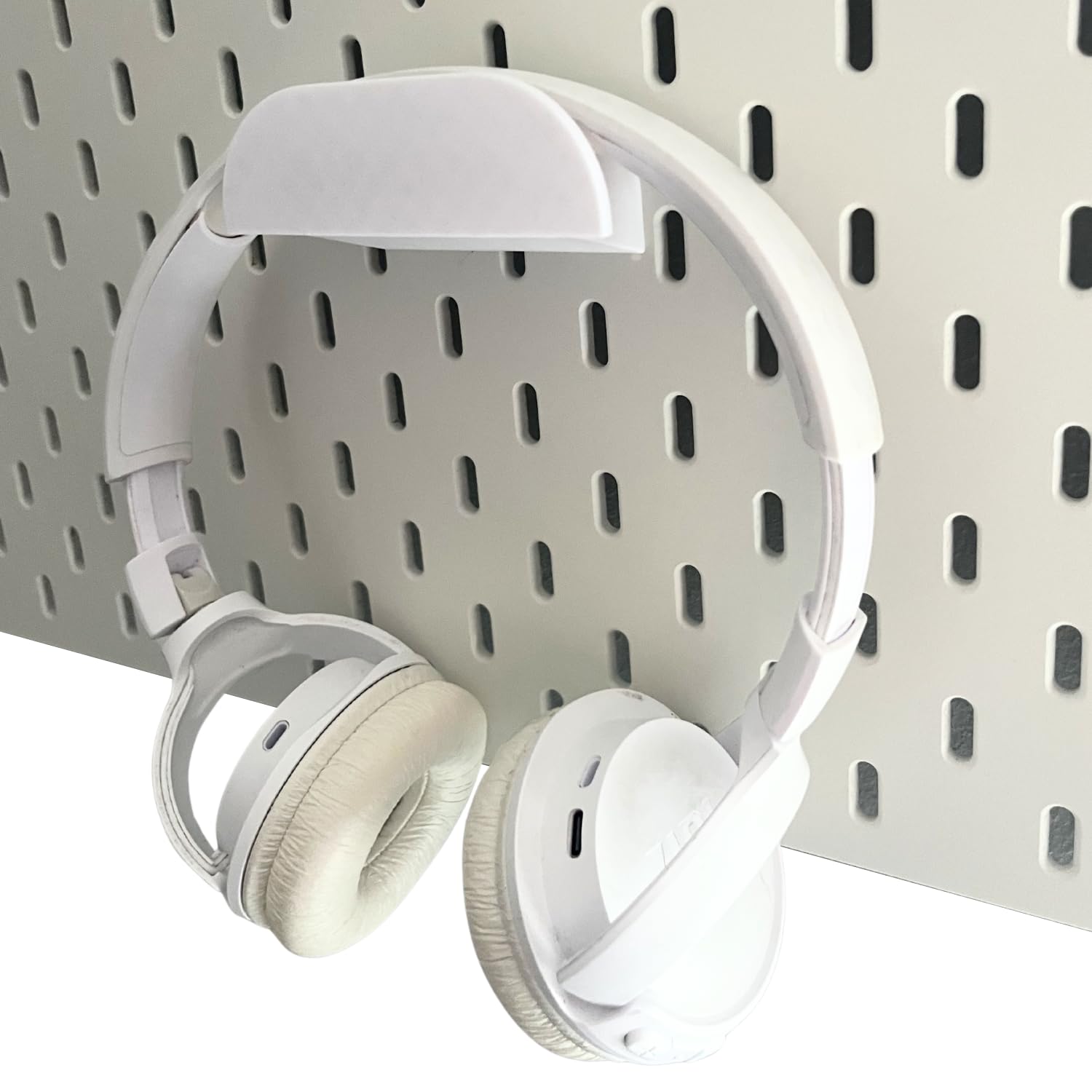 Shush White Pegboard Headphone Holder Compatible With Ikea Skadis – Headset Hanger Hook For Wall Organiser, Space-Saving Desk Storage (White)
