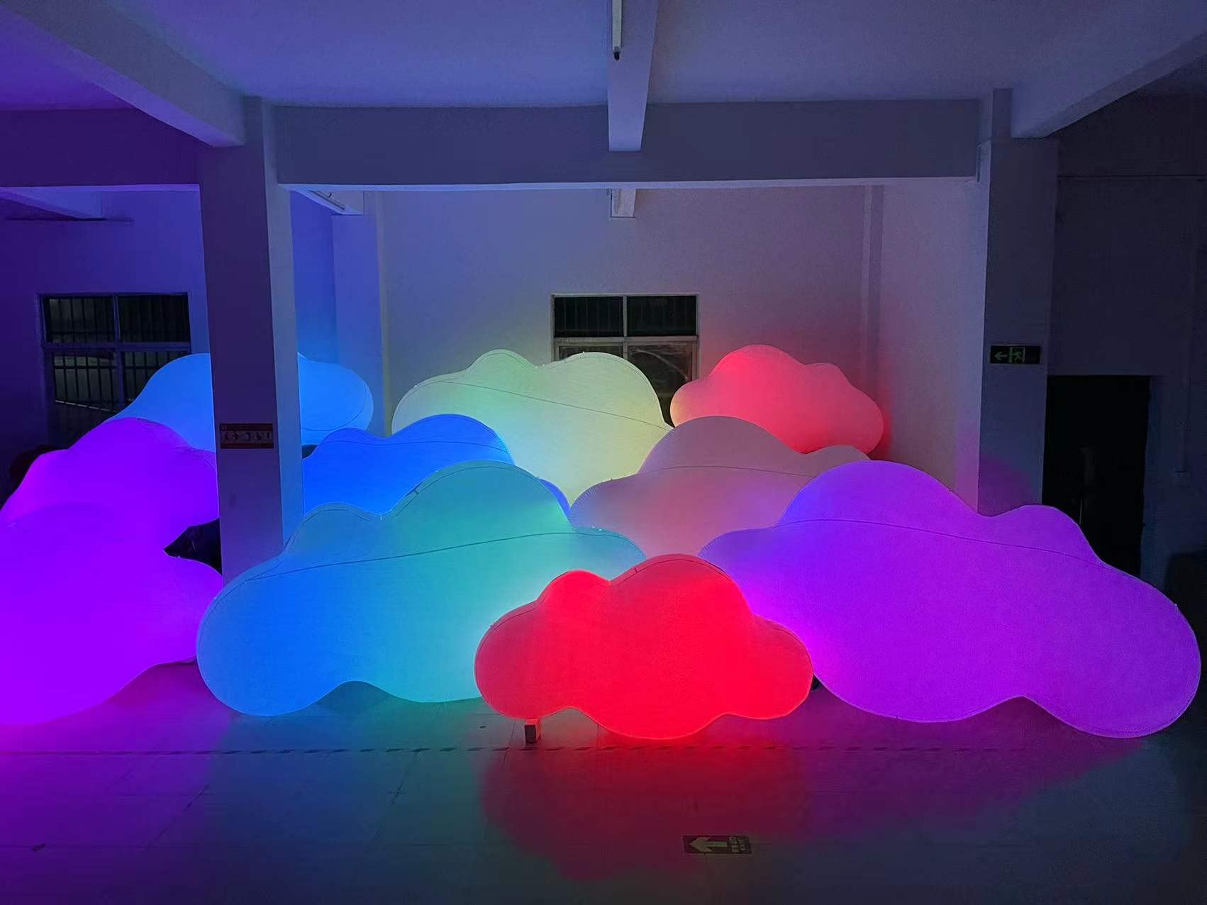 SAYOK PVC Inflatable Cloud Balloons with LED Lights Inflatable Clouds Hanging Event/Advertise/Trade Show/Exhibition/Party (3.28ft Long)