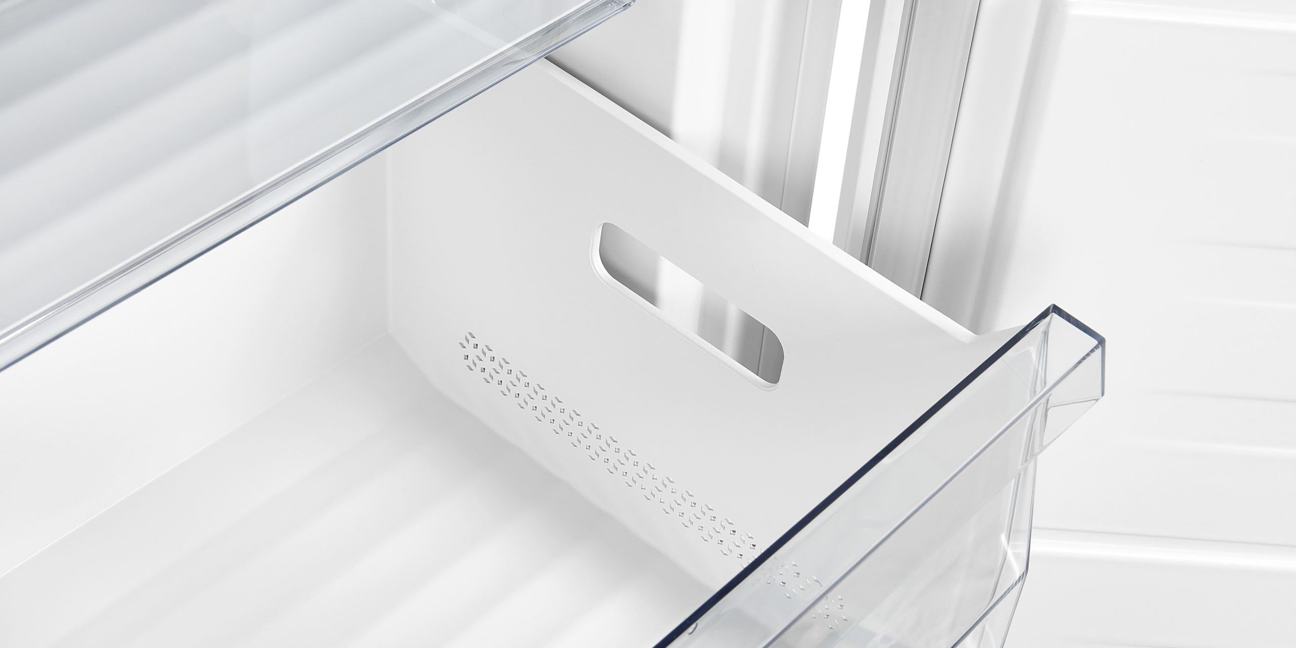 Exquisit® Congelador Vertical, 194L, Clase E, Color Blanco, 1 Puerta, 5 Cestos, Estante de Cristal,Tecnología No-Frost, Cajón XL, Altura Regulable, Consumo 219 kWh/año, Medidas 169,5x56x56,5 Cm.