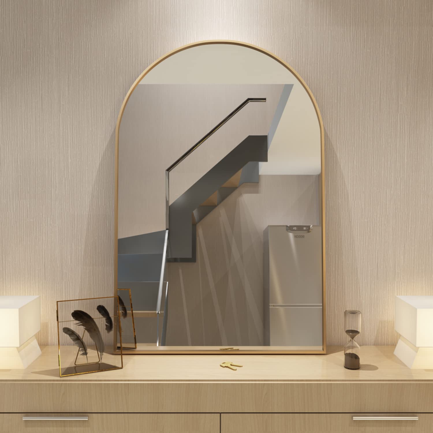 Specchio da parete, specchio da parete ad arco per bagno, 60 x 90 cm ad arco con cornice in metallo, specchio da bagno dorato per arredamento, camera da letto, soggiorno