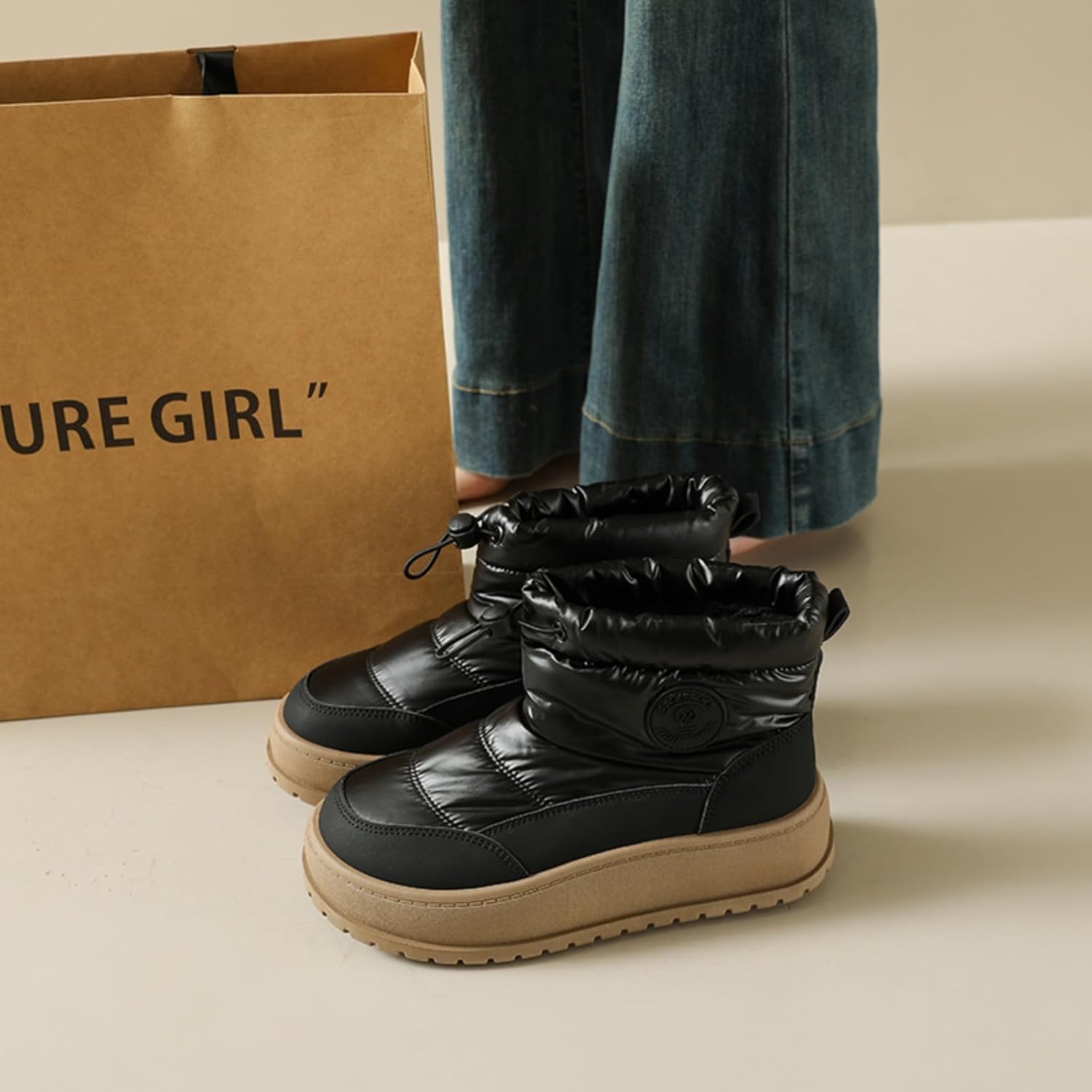 Women's winter platform snow boots: plush warm lining, fashionable metallic texture, platform comfort—ideal for cold weather, combining comfort and stylish winter design