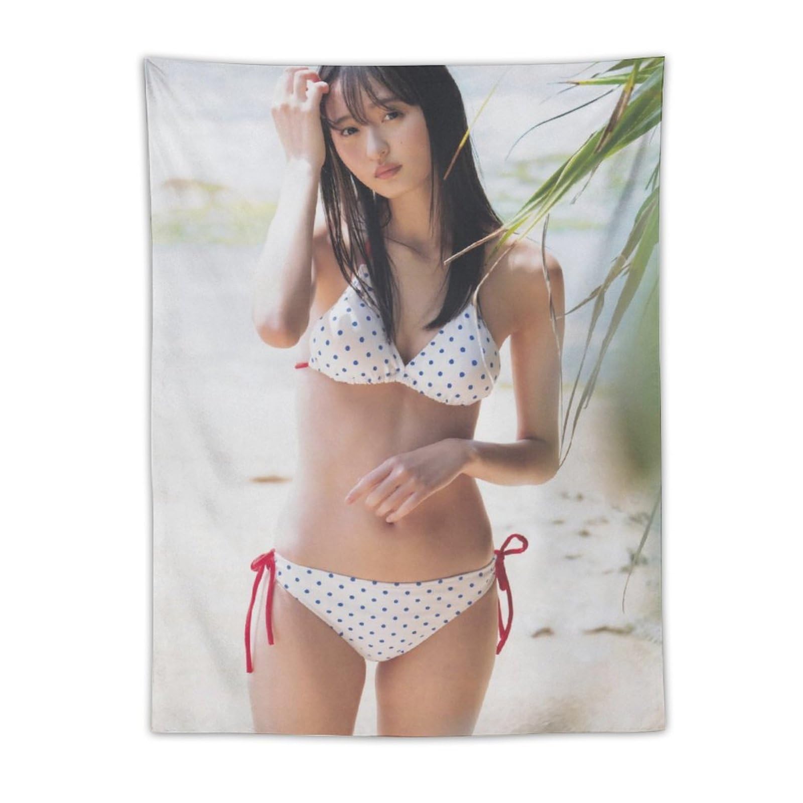 Amazon.co.jp: 遠藤さくら(乃木坂46)最新グラビア水着画像タペストリー