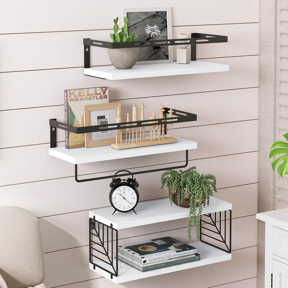 BAKAJI Set 3+1 Mensole da Parete in Legno Massiccio, Scaffali a Muro Multiuso, Staffe e Cestino in Metallo, Scaffalatura per Camera da Letto, Soggiorno, Cucina, Bagno, Libreria, Salvaspazio (Bianco)