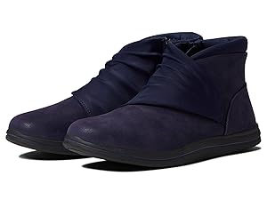 Clarks Women's Breeze Dusk Ankle Boot