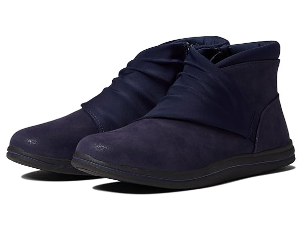 Clarks Women's Breeze Dusk Ankle Boot