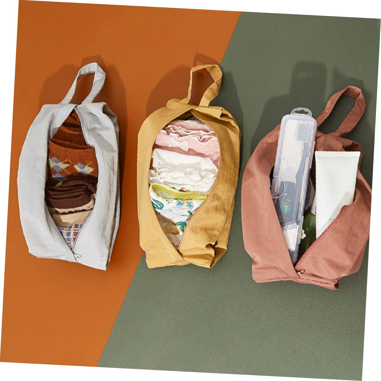 Didiseaon Trousse De Maquillage Voyage Portable Sac à Chaussettes Pratique Accessoire De Voyage pour Ranger Cosmétiques