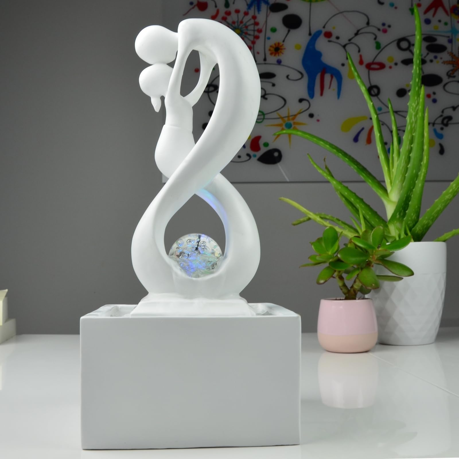 Zen'Light - Moderner Zimmerbrunnen Amor Weiß mit Farbigem LED-Licht - Zeitgenössische Innendekoration, Ideal für Meditation und Entspannung - Geschlossener Kreislauf mit Rotierender Kugel - 31x14x14cm