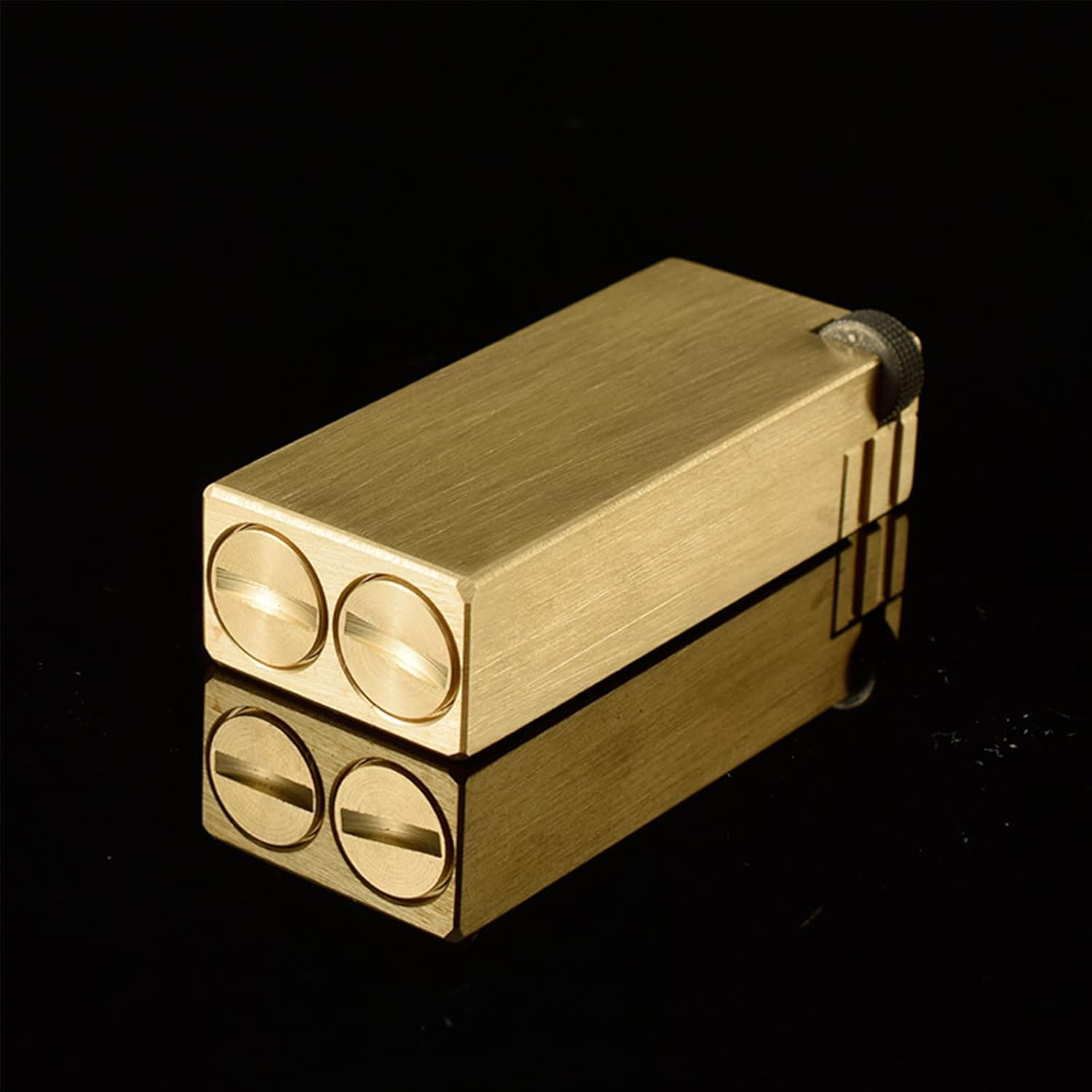 Retro Kerosene Trench Lighter Cool Brass Lighter Vintage Copper Lighter Portable Windproof Oil Cotton Stock Ignition Lighter for Men Gift