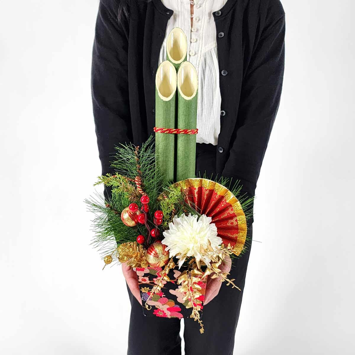 Amazon.co.jp: 【廃番】門松アレンジ 50cm 1台 【 正月 飾り 門松 玄関