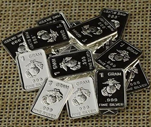 Miniatura 4 de 3 barras de arte coleccionables de plata pura 999 con diseños al azar en una bolsa de joyería.