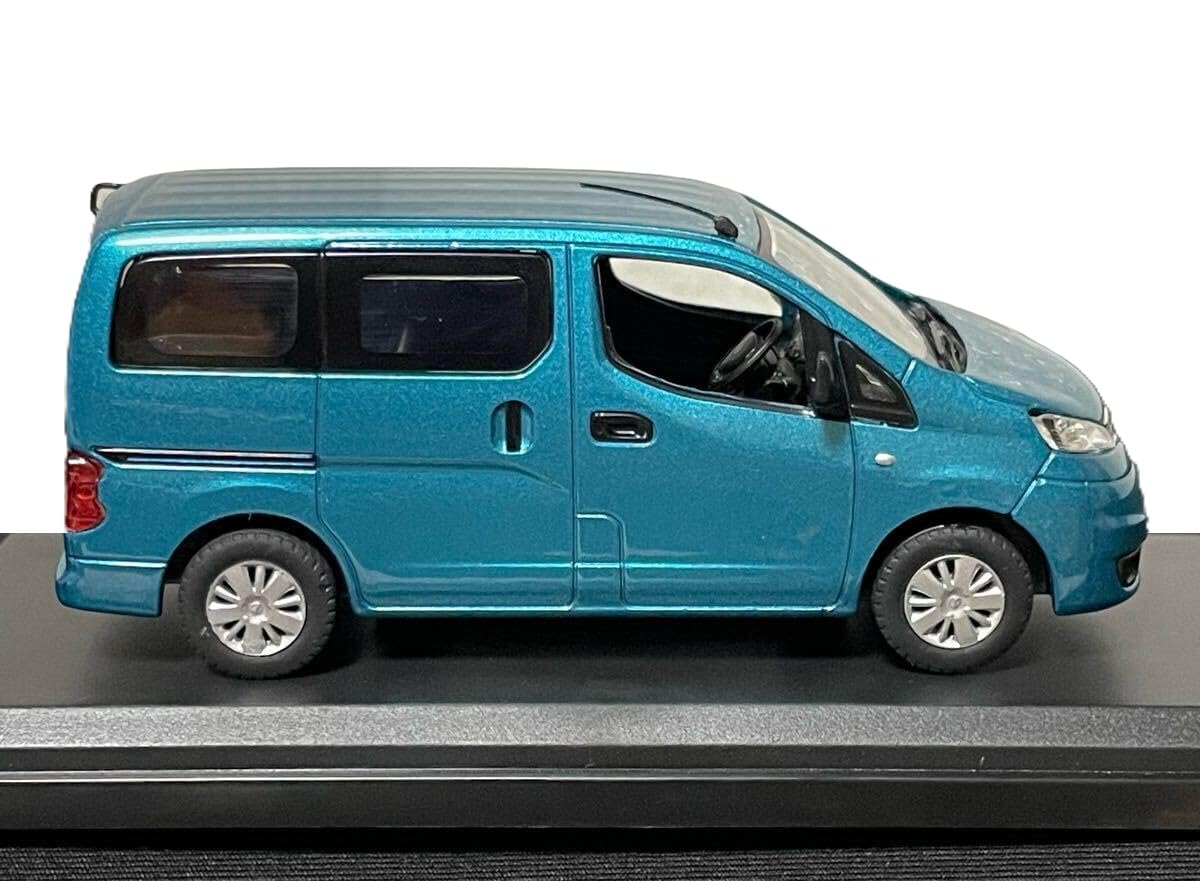 Amazon | IXO/イクソ 1/43 ニッサン バネット NV200 VM20型