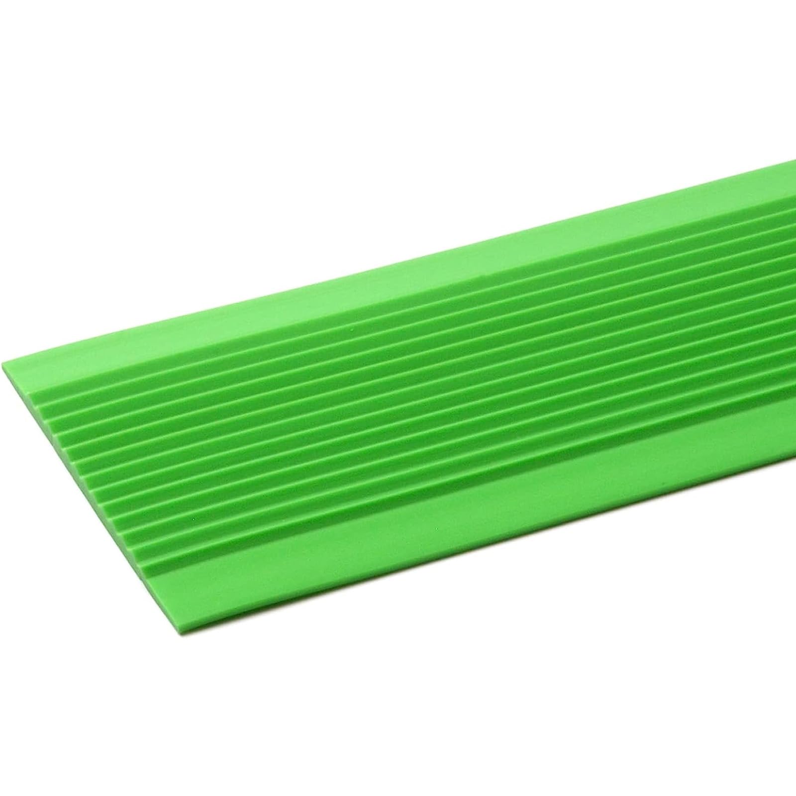 Borde antideslizante de PVC para escalera, tiras antideslizantes para peldaños interiores y exteriores, color verde, 9 m, ideal para seguridad de jardín de infantes y tracción mejorada