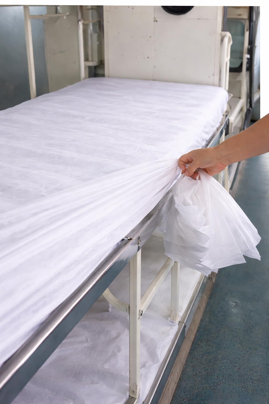 Disposable Bed Sheets 72 x 32 Inch – Non Woven Single Use Bed Cover for Sleeper Bus, Train, Hotel & Hospital | Hygienic Travel Sheet (White)-image-41
