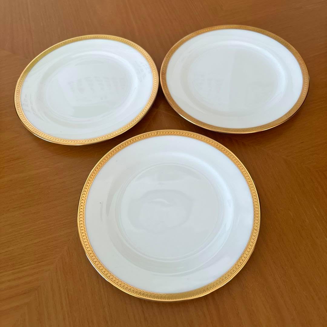 大倉陶園 片葉金蝕 17cmパン皿 3枚 17cmパン皿 ホーム 大倉陶園 片葉金蝕 17cmパン皿 3枚 17cmパン皿 ホーム