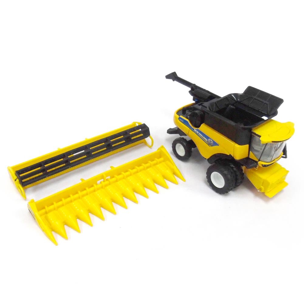 Amazon.com: Agriculture 1/64th New Holland CR8.90 Combine with