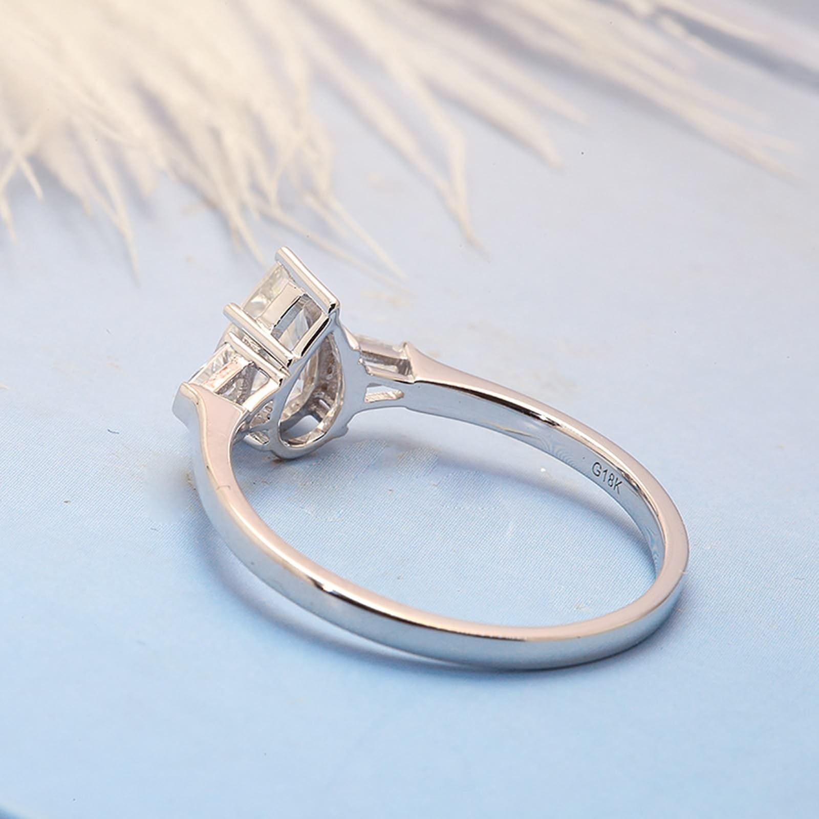 Anillo de compromiso de oro blanco de 14 K/18 K para mujer, pera de moissanita, anillo para mujer, anillo en forma de gota